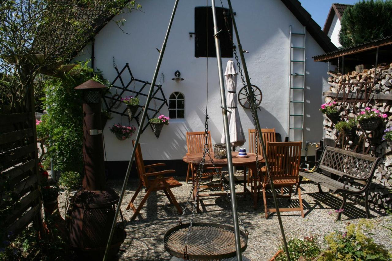 Frey - Ferienhaus Ueber Zwei Etagen Mit Terrasse Eggebek Exteriör bild
